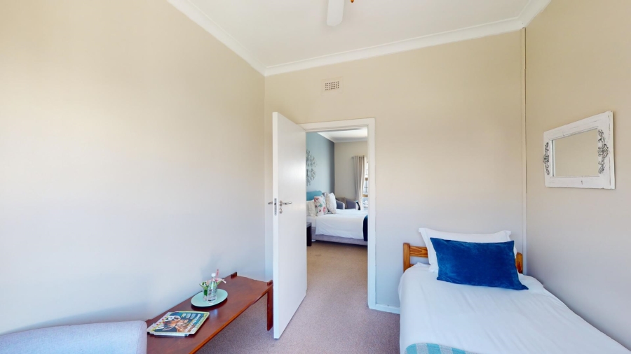 10 Bedroom Property for Sale in Summerstrand Eastern Cape